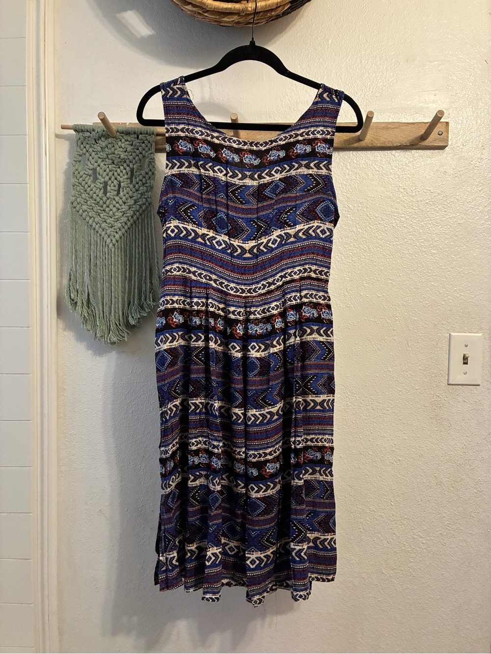 Lush Blue and White Sleeveless Patterned Midi Dress